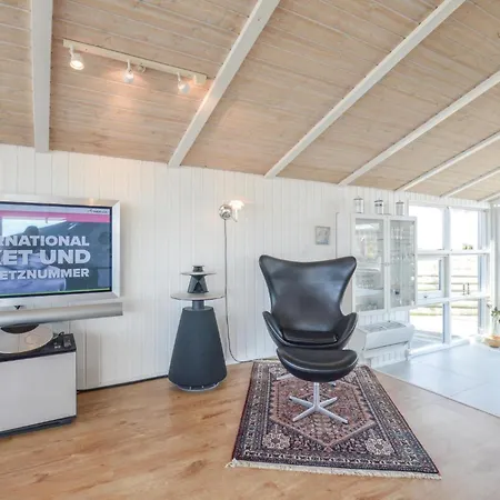 Semesterbostad Four-bedroom In Ringkøbing