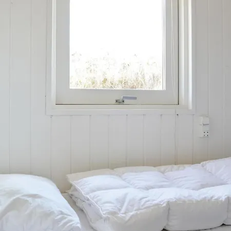 Four-bedroom In Semesterbostad